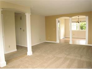 1203 Apache Trl, Jamestown Vlg, OH 45335 photo 5