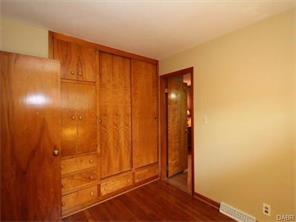 1040 Greenridge Dr, Dayton, OH 45429 photo 15