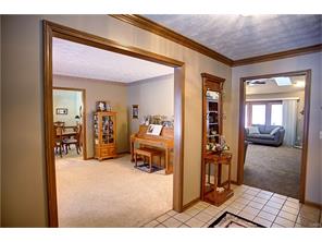 2025 Washington Ml, Xenia, OH 45385 photo 4