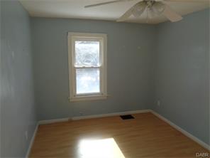 352 E Mls, Cincinnati, OH 45215 photo 5