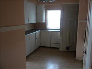 116 E Siebenthaler, Dayton, OH 45405 photo 8