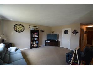 4036 Marion Dr, Enon Vlg, OH 45323 photo 5