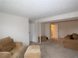 65 Roundtree Ct, Springboro, OH 45066 photo 6