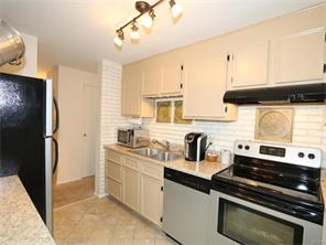 65 Roundtree Ct, Springboro, OH 45066 photo 9