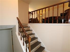 65 Roundtree Ct, Springboro, OH 45066 photo 2