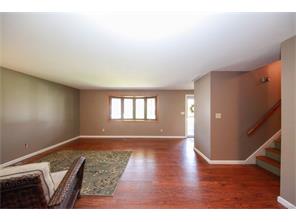 5223 Oakbrooke Dr, Dayton, OH 45440 photo 3