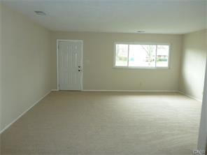2521 E Stroop Rd, Kettering, OH 45440 photo 2