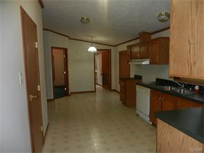 414 E Main St, Spring Valley, OH 45370 photo 5
