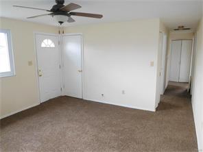 405 Skipper Ct, Englewood, OH 45322 photo 3