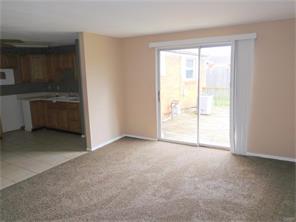 405 Skipper Ct, Englewood, OH 45322 photo 11