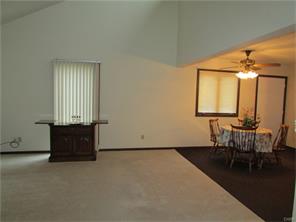 2719 Red Coach Dr, Springfield, OH 45503 photo 4