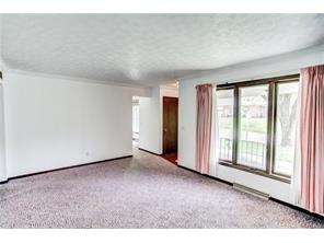 3360 Scotsdale Dr, Springfield, OH 45504 photo 4