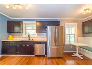 2068 Maplecrest Dr, Dayton, OH 45409 photo 7
