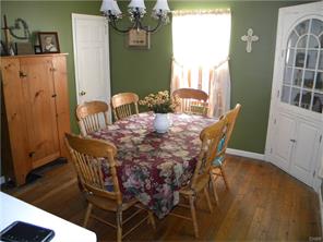 2100 E Bataan Dr, Dayton, OH 45420 photo 3