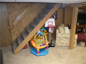 2100 E Bataan Dr, Dayton, OH 45420 photo 20