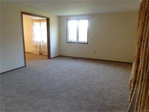  155 Lexington Farm Rd, Englewood, OH 45322 photo 5