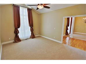 165 Sapphire Dr, Clearcreek Twp, OH 45066 photo 17