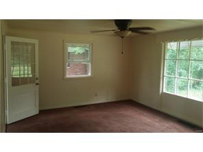 352 Springbrook Blvd, Dayton, OH 45405 photo 10