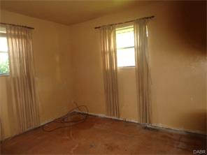 4818 Becker Dr, Dayton, OH 45417 photo 7