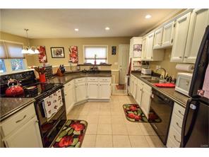 349 Avon Way, Dayton, OH 45429 photo 9