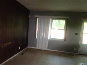 520 W John St, Springfield, OH 45506 photo 6