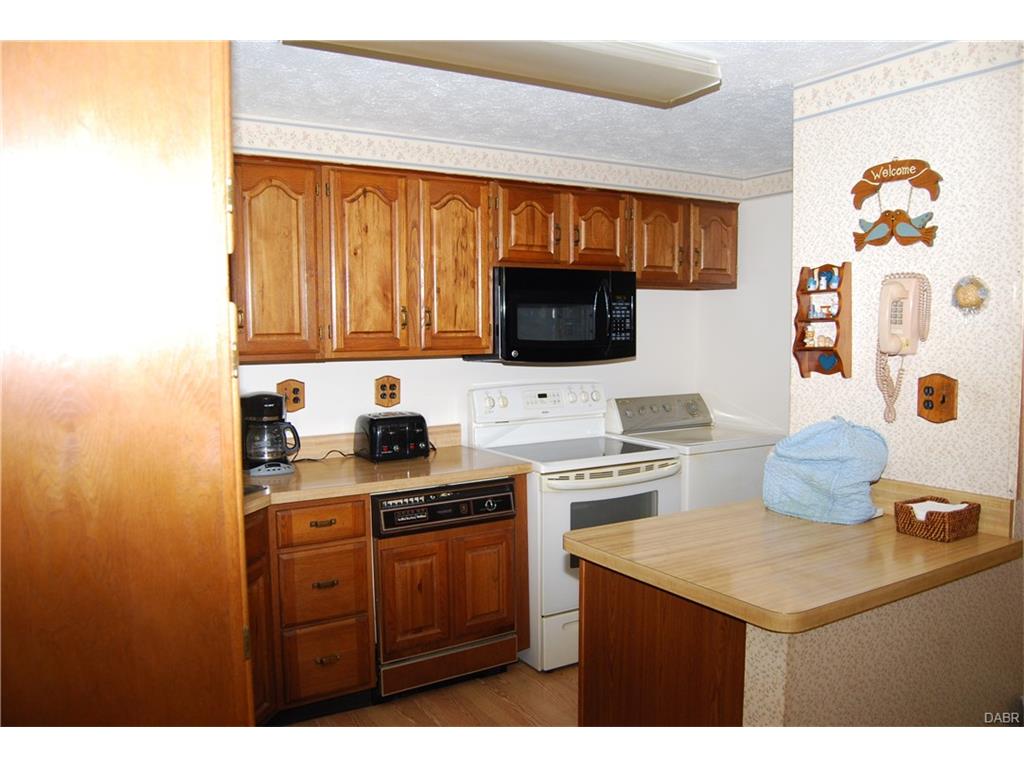 825 E Stroop Rd, Dayton, OH 45429 photo 7