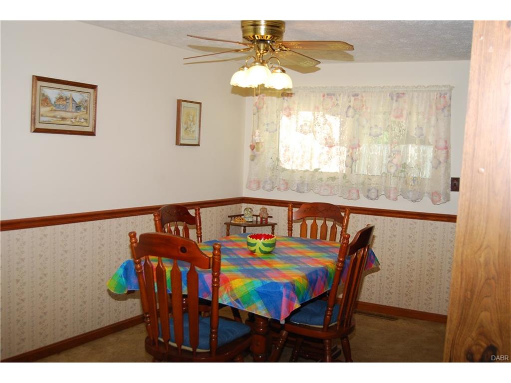 825 E Stroop Rd, Dayton, OH 45429 photo 13