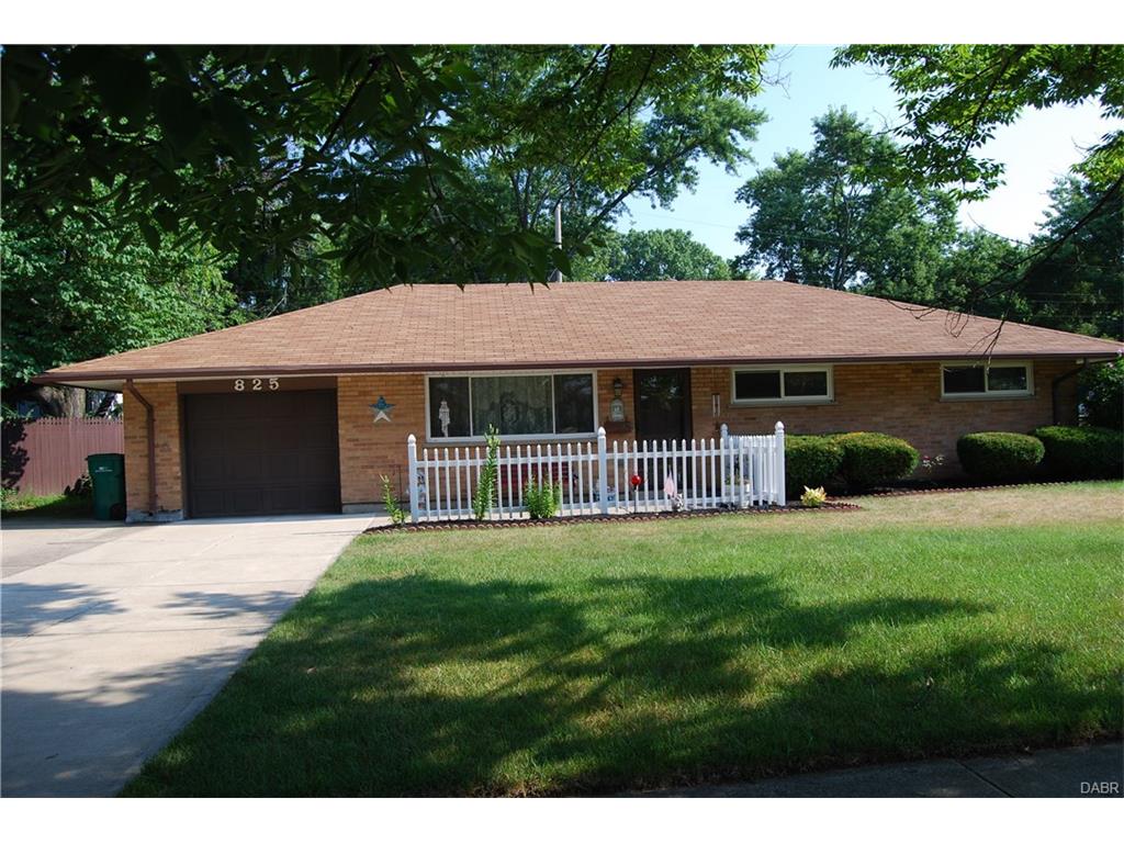 825 E Stroop Rd, Dayton, OH 45429 photo 2