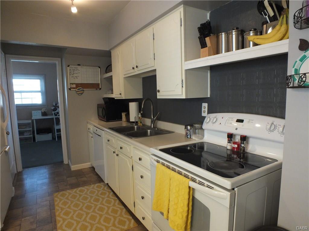 906 Corwin Ave, Hamilton, OH 45015 photo 6