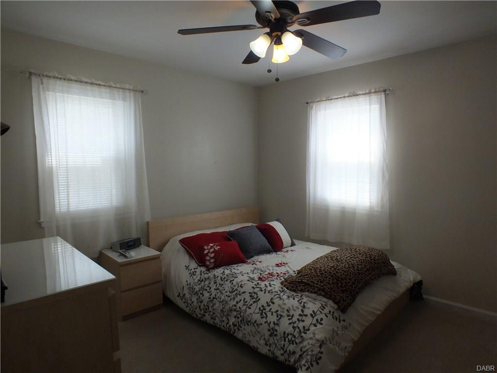 906 Corwin Ave, Hamilton, OH 45015 photo 10