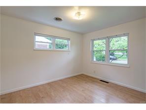 924 Fairacres Dr, Dayton, OH 45429 photo 7