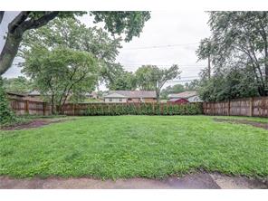 924 Fairacres Dr, Dayton, OH 45429 photo 2
