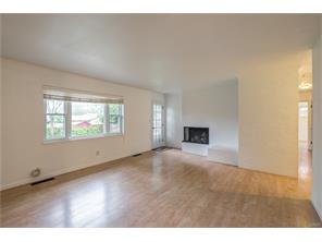 924 Fairacres Dr, Dayton, OH 45429 photo 3