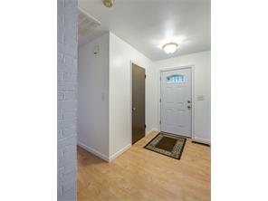 924 Fairacres Dr, Dayton, OH 45429 photo 13