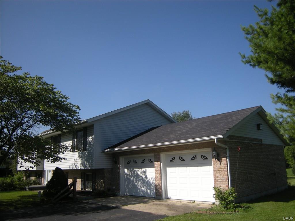 5953 Morris Rd, Springfield, OH 45502 photo 2