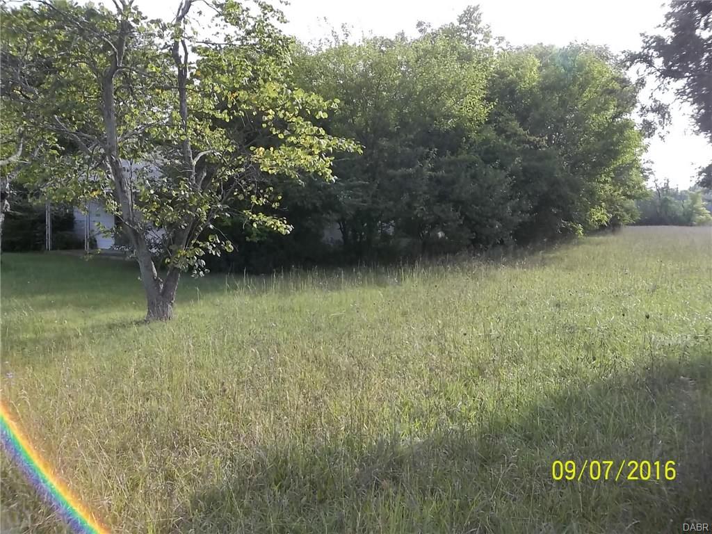 1662 W Sparrow Rd, Springfield, OH 45502 photo 5