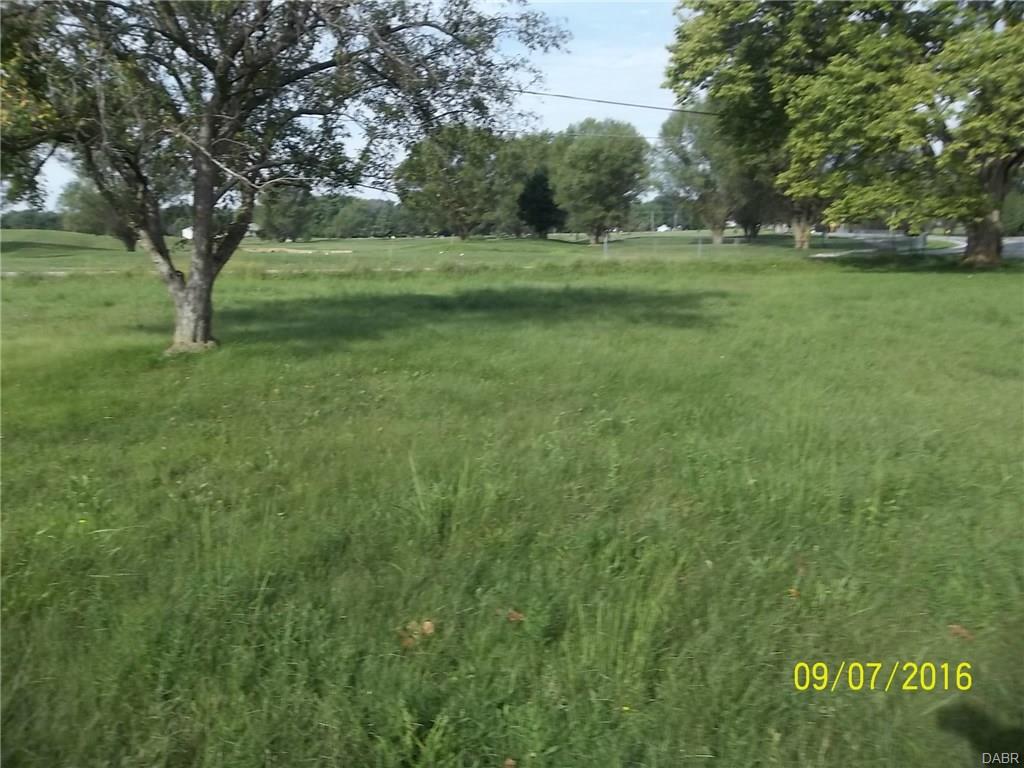1662 W Sparrow Rd, Springfield, OH 45502 photo 7