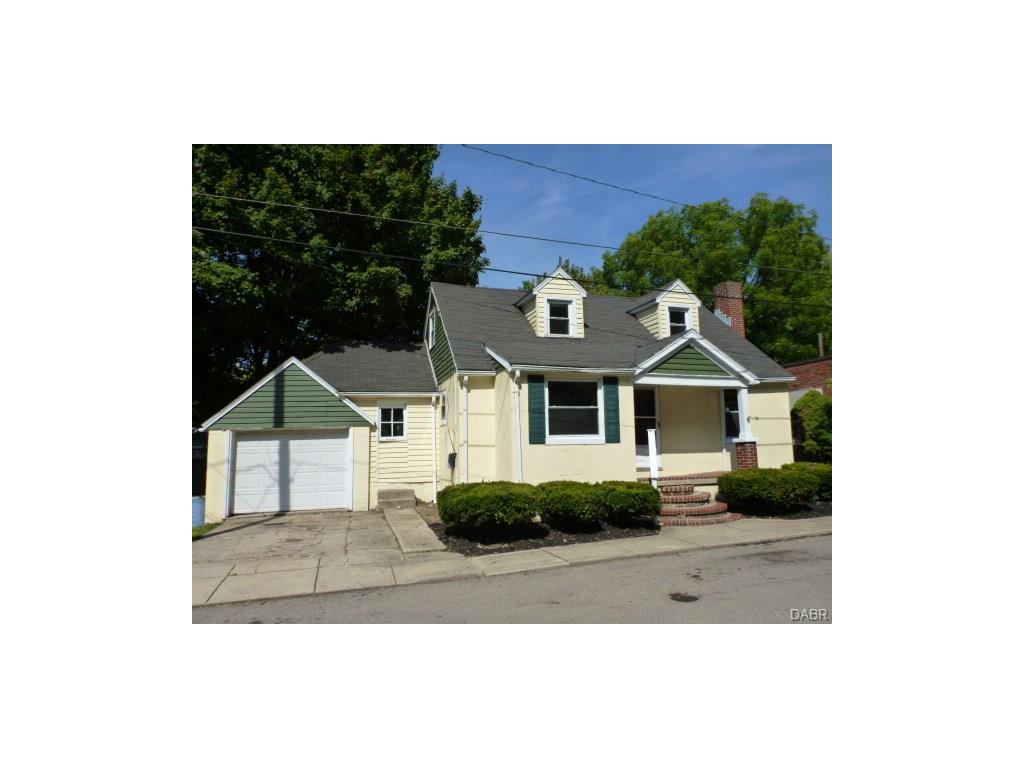 12 E Maple St, Bellbrook, OH 45305 photo 1