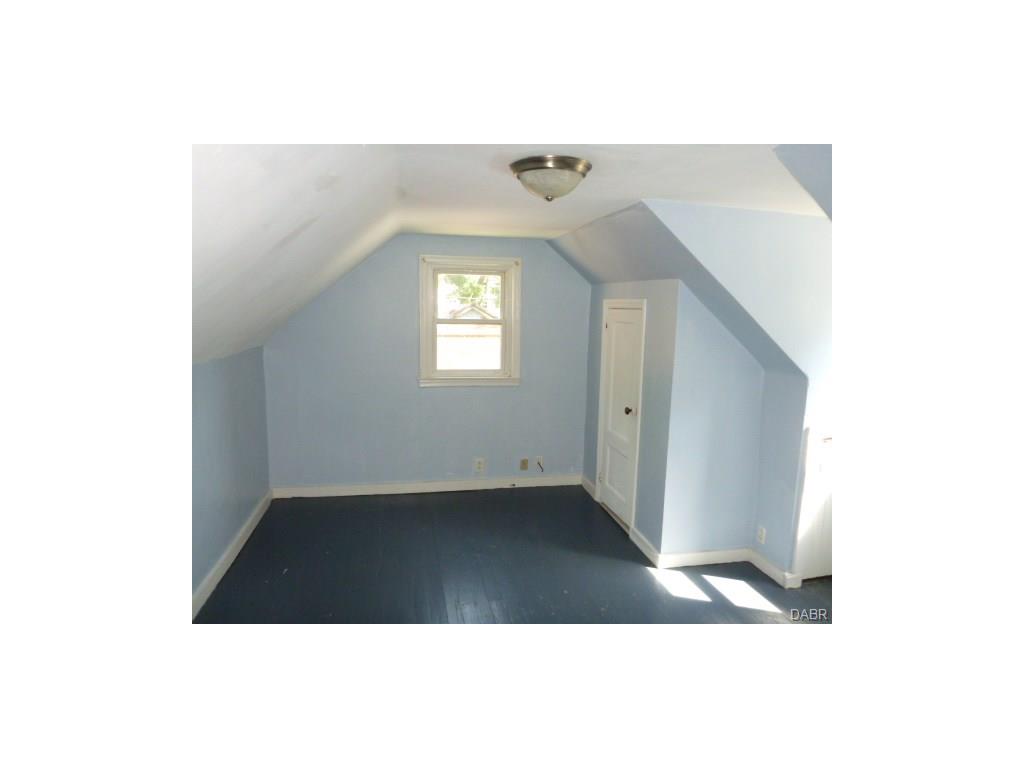12 E Maple St, Bellbrook, OH 45305 photo 7