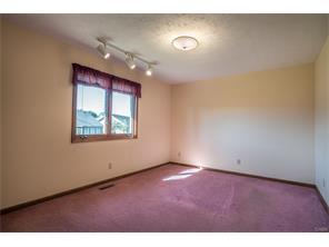 1695 Berwick Ave, Springfield, OH 45503 photo 26