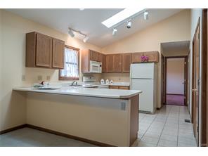 1695 Berwick Ave, Springfield, OH 45503 photo 5
