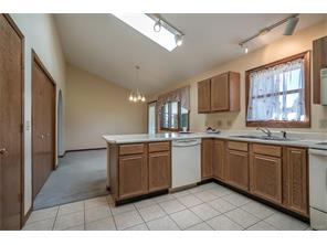 1695 Berwick Ave, Springfield, OH 45503 photo 9