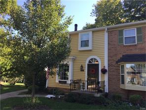 5910 Gloucester Ct, Dayton, OH 45440 photo 2