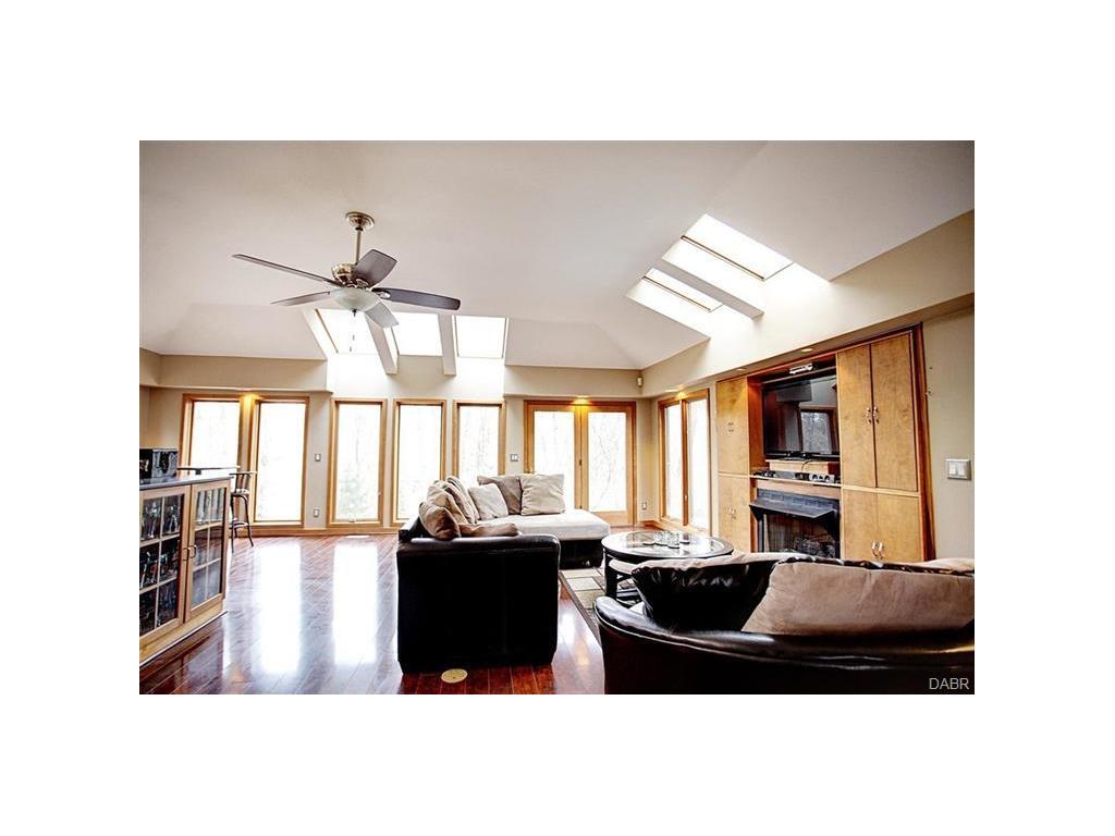 1260 Brooklands Rd, Dayton, OH 45409 photo 11