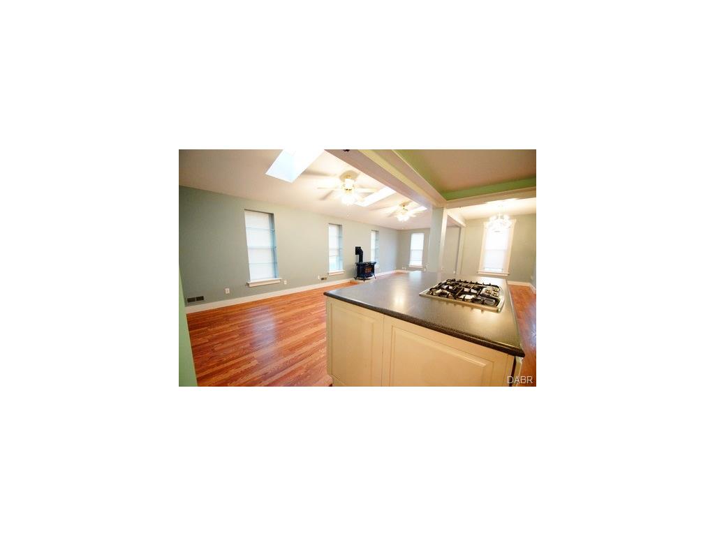 103 E Race St, Spring Valley, OH 45370 photo 6