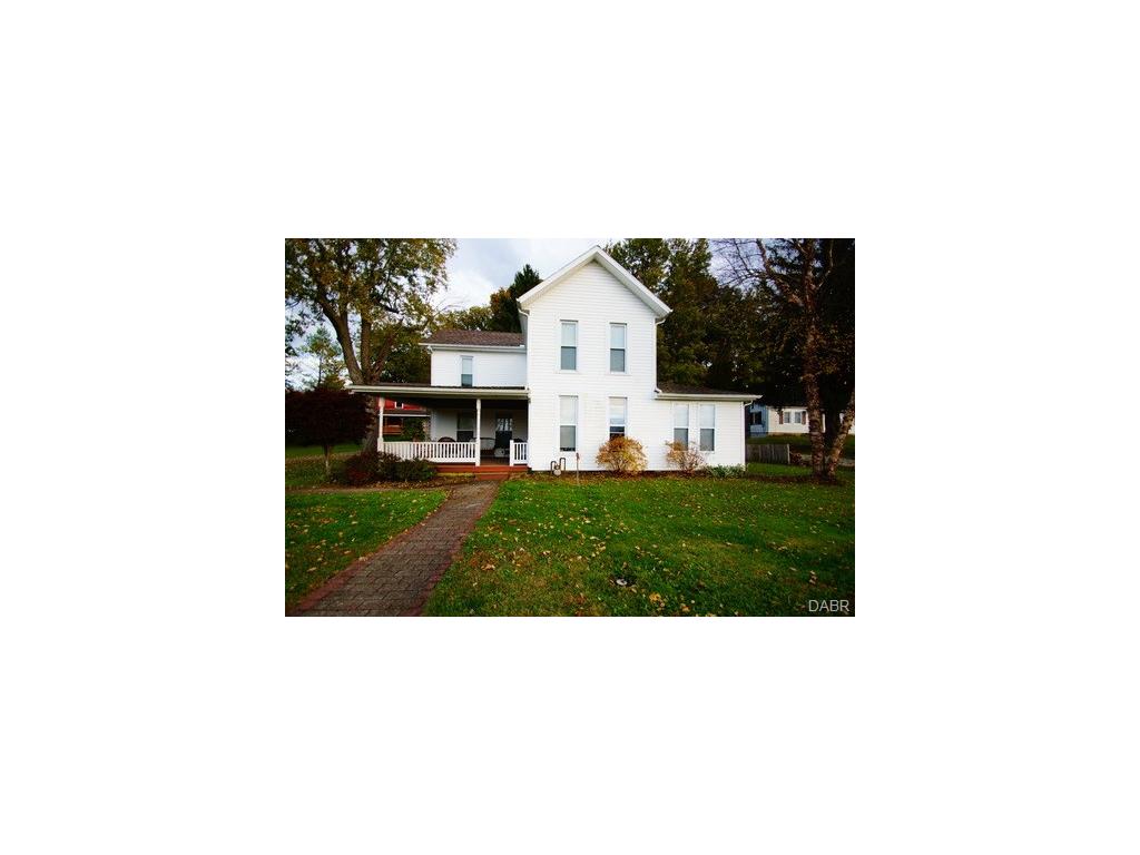 103 E Race St, Spring Valley, OH 45370 photo 1