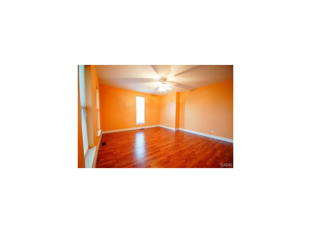 103 E Race St, Spring Valley, OH 45370 photo 13