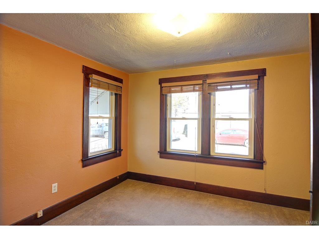 23 E Maple St, Bellbrook, OH 45305 photo 10