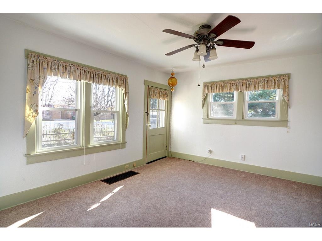 23 E Maple St, Bellbrook, OH 45305 photo 16
