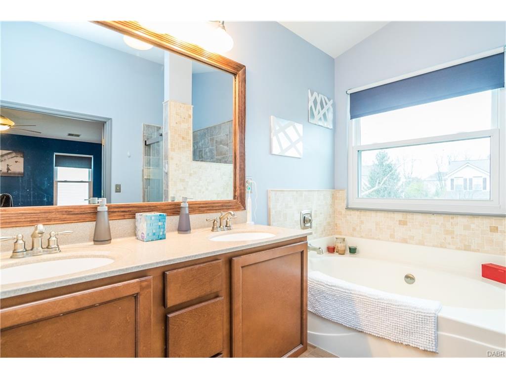 120 Meadows Dr, Springboro, OH 45066 photo 19